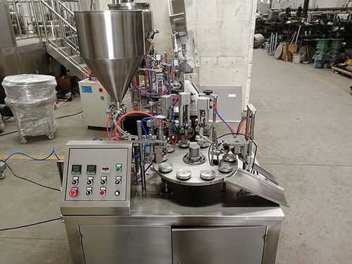 洗滌潤膚用品全自動液體灌裝封尾機